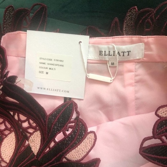ELLIATT Shakespeare Pink Asymmetrical Hem Mini Skirt Size Medium Revolve NEW - Picture 7 of 9